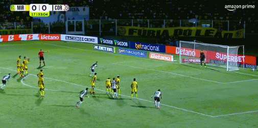 jinnianhui金年会非常不满!德佩巴甲勺子点球罚丢补射也偏,随后对手上前与其理论